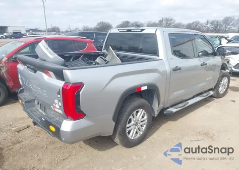 2022 Toyota Tundra Sr5 z USA, uszkodzony, nr VIN 5TFLA5AB0NX001994